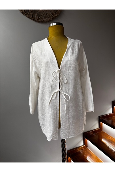 EMEL DURMAZ ÖNÜ BAĞLAMALI KİMONA