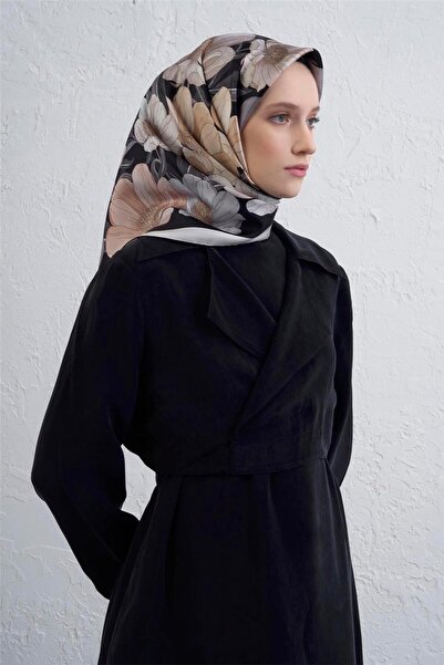 Armine بنقشة زهور وشاح تويل حرير نقي 9403D 84