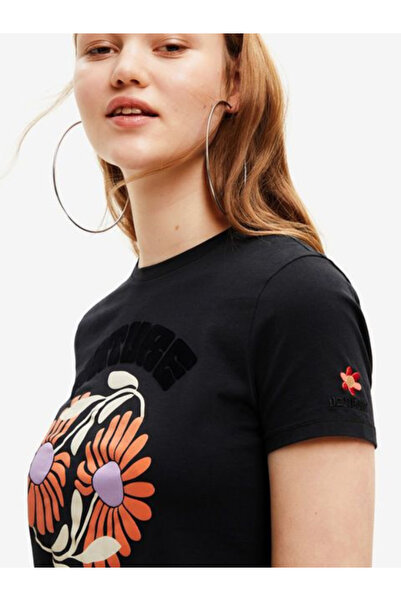 Desigual Black T-shirt