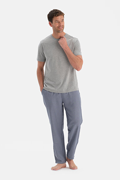 Dagi Short Sleeve T-Shirt and Pants Set