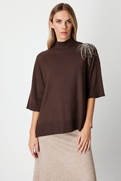 Onteks 65381 Sweater Half Sleeve One Shoulder with Chain