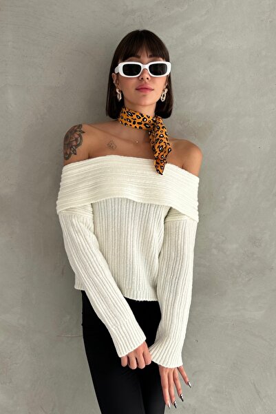 New Now Joli̇e Madonna Collar Knitwear Sweater