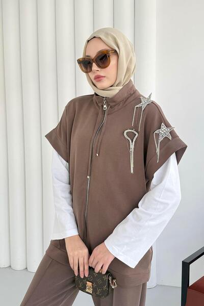 Modaensarbutik Kısa Kol Yıldız Aksesuarlı Bomber Yelek-KAHVERENGİ