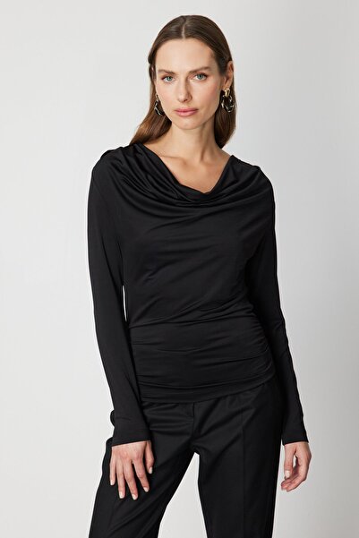 ON Yanları Büzgülü Degaje Yaka Bluz