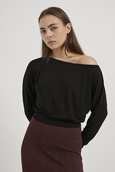 Arma Life Armalife 1506 low shoulder draped knit women's blouse