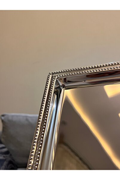 Palaces Serving trays and drinks, two sizes, silver nickel