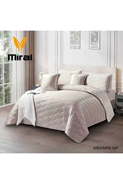 Moon Mira velvet bedspread, single and a half size, from Qasr Al-Arayes, 4 pieces