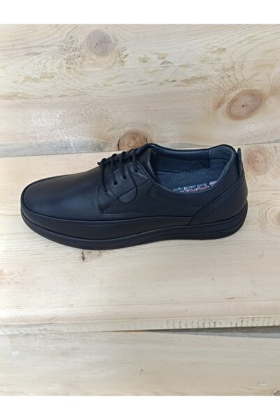 LİCCAS Men's Winter Shoes Genuine Leather Rubber Sole Orthopedic and Lace-Up Comfortable Fit