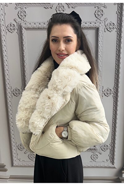 styleFlex Women's premium faux fur jacket