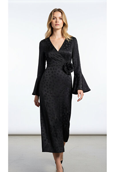 Rose House Özel Tasarım Kruvaze Elbise Çıkarılabilir Gül Detayıyla