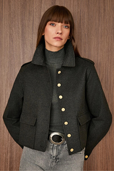 Sishli Apoletli Kısa Kaşe Kaban