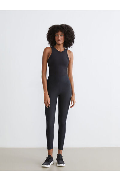 LC Waikiki Esvab Giyim'den Şık Tercihler | Bisiklet Yaka Kadın Sporcu Atleti