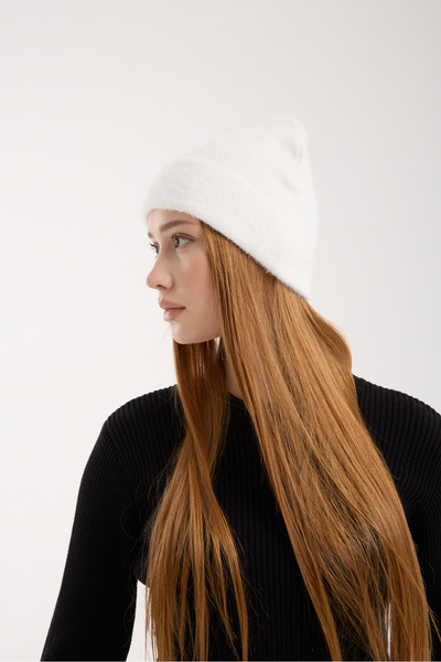 OX-RA White Plush Folded Bearded Beret