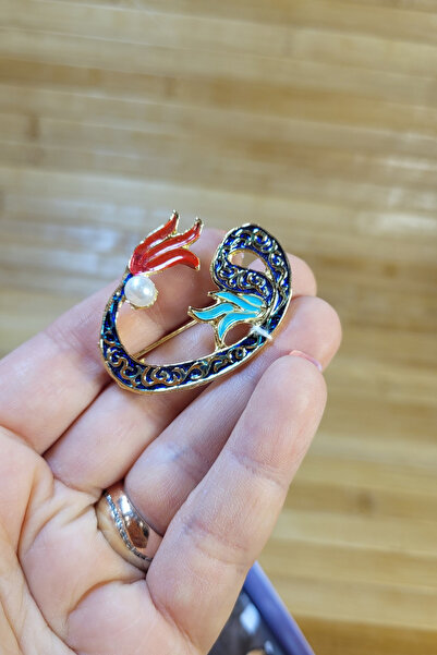 Arco Baleno Di Celine Din öğretmeni hediye - Lale motifli altın kaplama vav broş