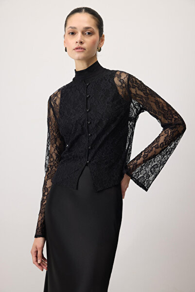 Touché Privé Lace Organza Shirt