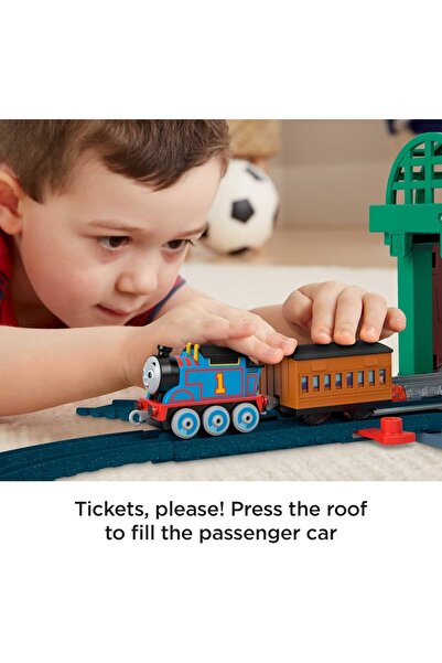 Thomas&Friends Thomas & Friends Diecast Train & Track Set - Knapford Station 2-in-1 Playset & Storage Case (Ages 3+