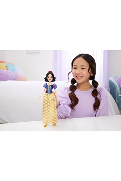 mattel Disney Princess Snow White Fashion Doll and Accessory