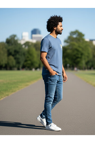 QUOS Ανδρικό μπλουζάκι με λαιμόκοψη με τύπωμα