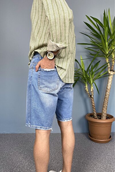 Alışveriş Sokağı Ripped Detailed Denim Shorts