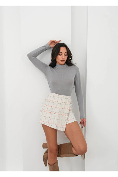 Zerenyus Two Button Crow's Feet Pattern Ch Fabric Shorts Skirt White Orange