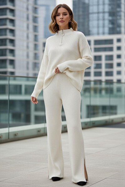 Mossta Cream Colored Corded Fabric Knitwear Double Suit