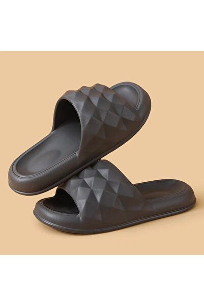 1way Comfortable slippers with a modern design
