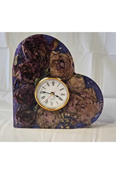 MXM Epoxy resin desk clock – Heart with dried flowers 🌸