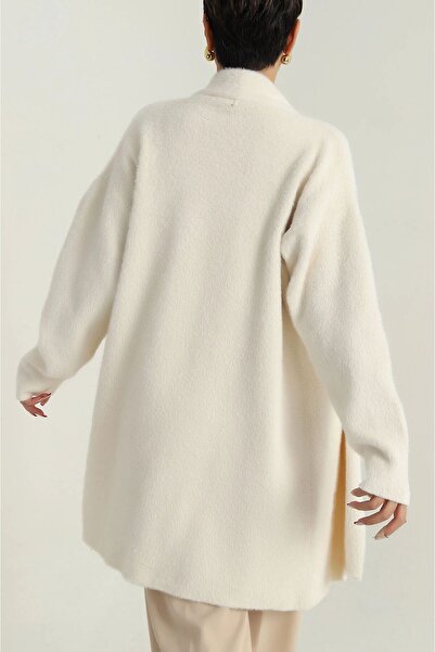 MİR Piedra Women Shawl Collar Oversized Comfortable Fit Soft Texture Bearded Cardigan