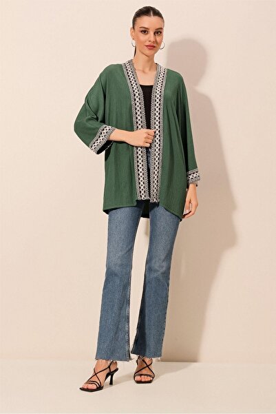 Hiccup Bdart Ethnic Embroidered Midi Kimono