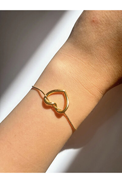 Harlofia Jewelry Hollow Heart Bracelet with Steel Chain