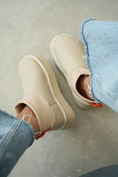 MODAADAM Women's Royal Stretch Short Boots - Skin Leather