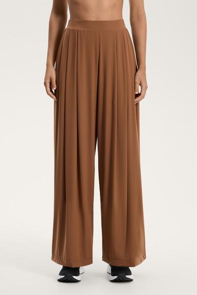 Oysho Light Touch serin dokunuşlu geniş kesim özel tasarım pantolon