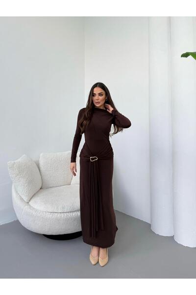 Rabi Shine Sandy front buckle and gathered detail dress