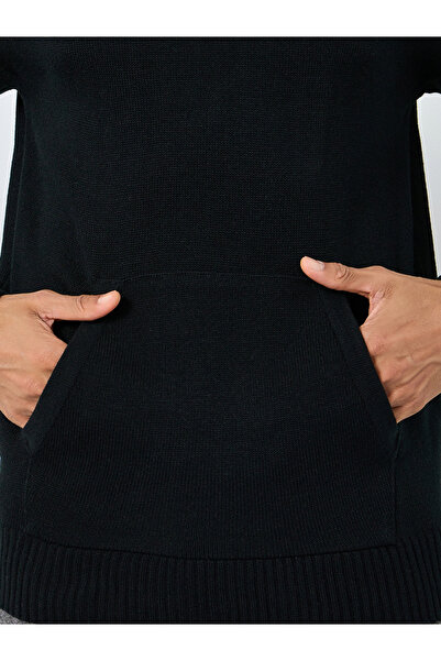 Styli Men Black Solid Knit Hoodie