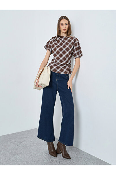 Styli Checked Pleated Detail Blouse