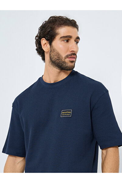 Styli تي شيرت بقصّة عادية ومُضلّعة ومُحاكة بنمط الوافل