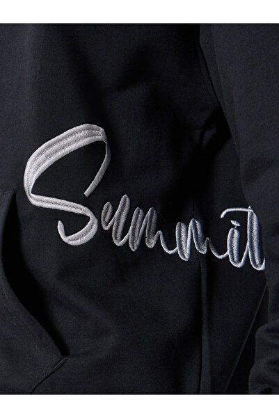 Styli Black Placement Print Oversized Hoodie