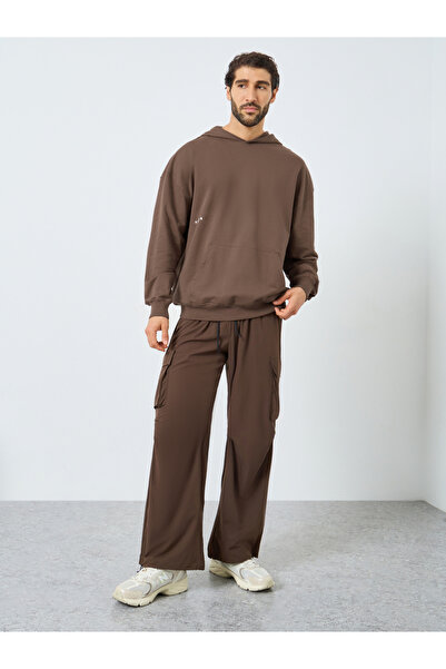 Styli Men Brown Printed Oversized Hoodie