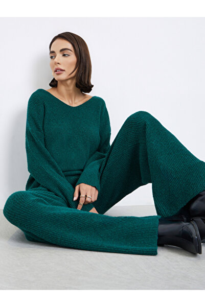 Styli V Neck Oversized Knit Sweater and Pants Co-Ords