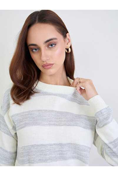 Styli Off-White Striped Knit Sweater
