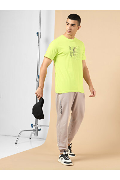 Cult By Styli Men Yellow Marathon Graphic Print Short Sleeve T-Shirt