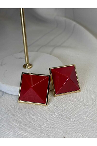 gingillo aksesuar أقراط هرمية مربعة حمراء من ماركة موديل