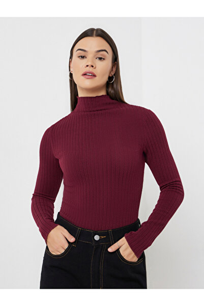 Styli Burgundy Textured Cable Knit Top