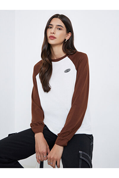 Styli Color Block Raglan Sleeve Long Sleeve T-Shirt
