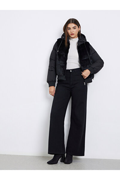 Styli Women Black Regular Fit Regular Length Faux Fur Padded Jacket