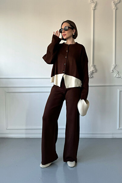 MAGARDE Set cu nasturi cu design cu garnitură de culoare maro