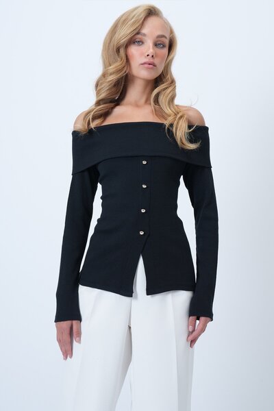 VAGGON Women's Black Madonna Collar Front Slit Knitted Blouse Prmx14527