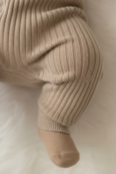 LilJoy Baby Sweater Salopet and Beanie Set – 3-Piece Knitwear Winter Set