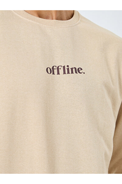 Styli Men Off-White Slogan Print Relaxed Sweatshirt