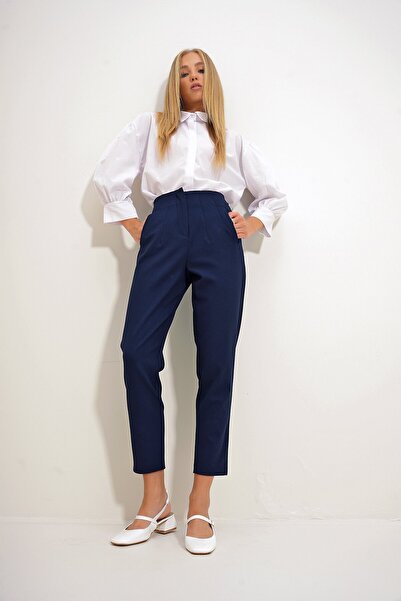 VAGGON Women's Navy Blue High Waist Carrot Pants Prmx12656